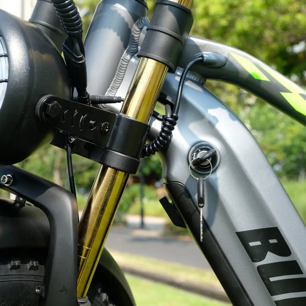 Burchda RX80 battery with key lock system